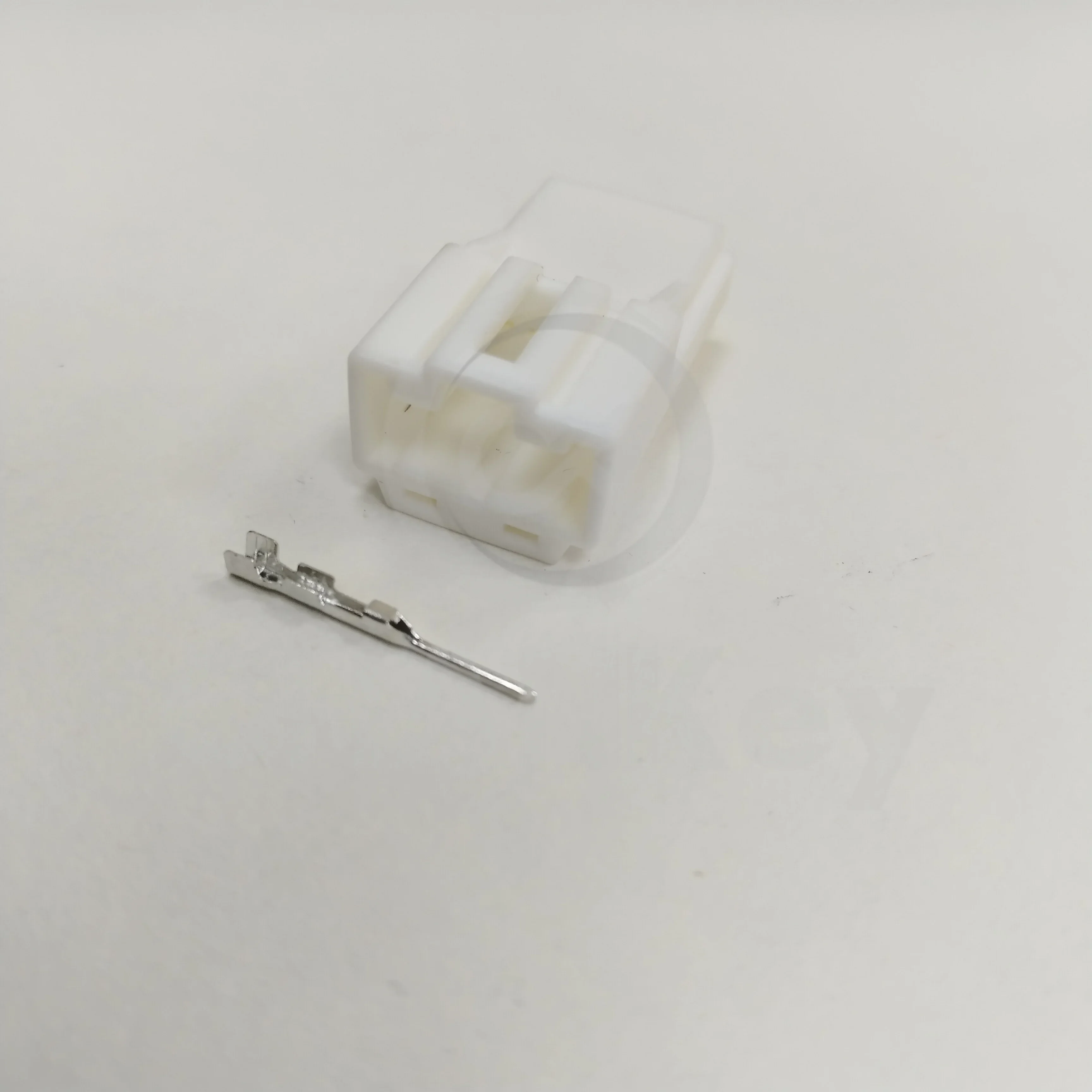 

Автомобильный разъем для камеры заднего вида, 6 контактов, 7282-8663, 7283-8660