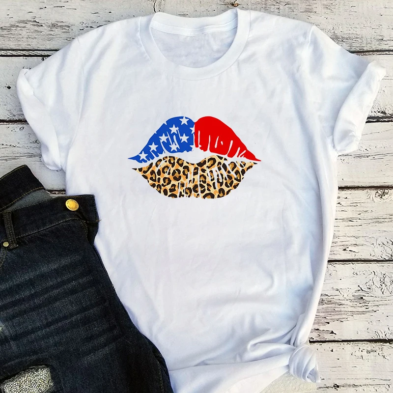 

Patriotic Lips Shirt American Flag Lips Graphic Tees Women Kisses 4th of July Patriotic Tee Women Classic Sexy Tops Graphic