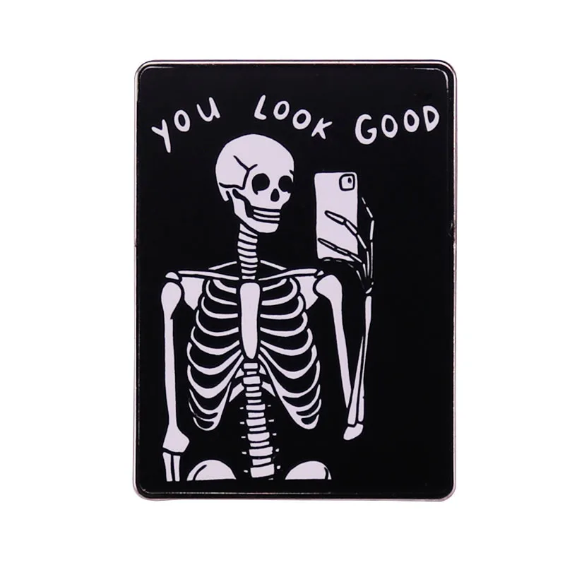 

Take a selfie with a skeleton in the mirror Fashionable creative cartoon brooch lovely enamel badge clothing accessories