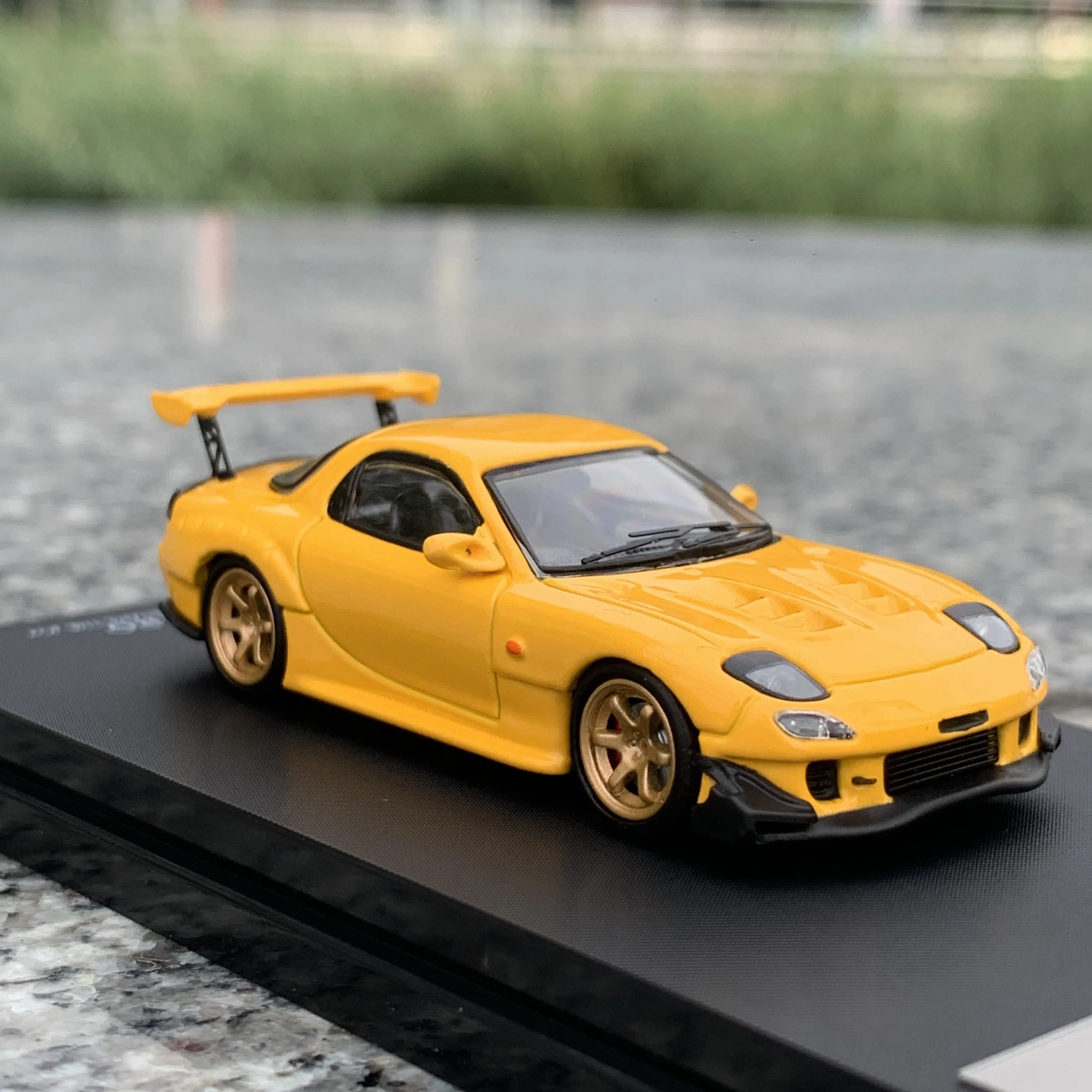 

TM TIME MICRO 1:64 RX-7 REAMEMIYA Initial Diecast Model Car for Collection& Display