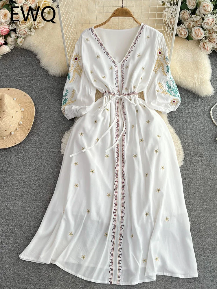 

EWQ Bohemian Style Embroidery Bandage V-neck Half-sleeve Contrast Color High Waist Women's Dress 2023 Autumn New Dresses SN2619