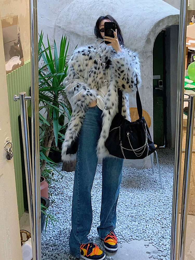 Yuerwang Женское пальто из искусственного меха 2023 мех лисы пятнистые утолщенные