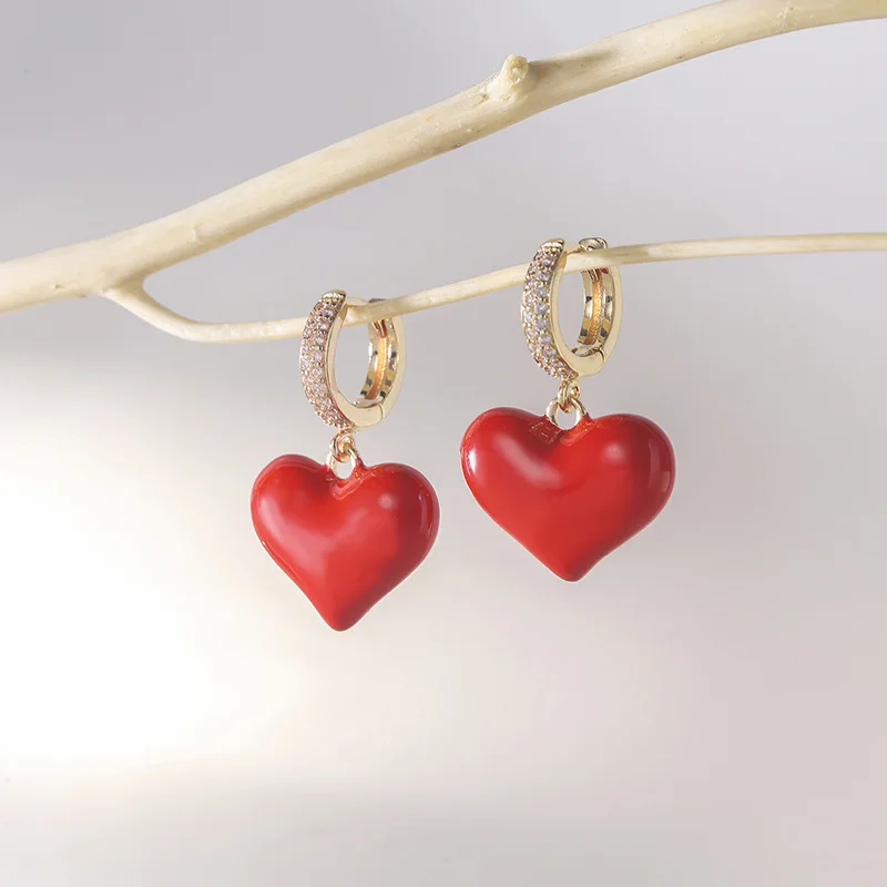 2023 высококачественные красные женские Серьги Love французские Ретро Женские