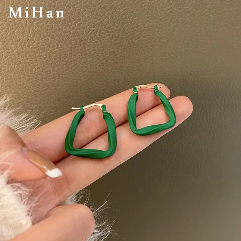 Винтажные зеленые геометрические серьги в гонконгском стиле уникальные