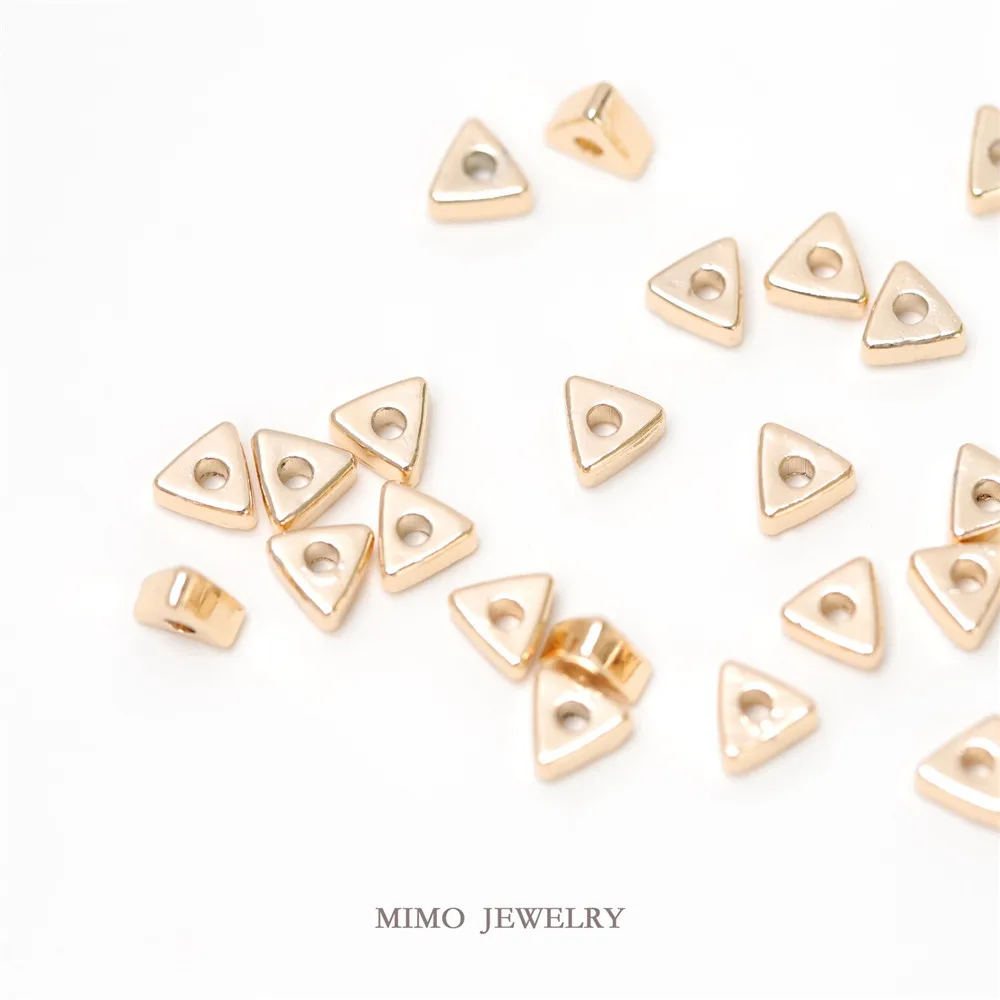 

MIMO JEWELRY Copper gold plated glossy triangle beads net red broken silver small stone spacer beads loose beads diy accessories