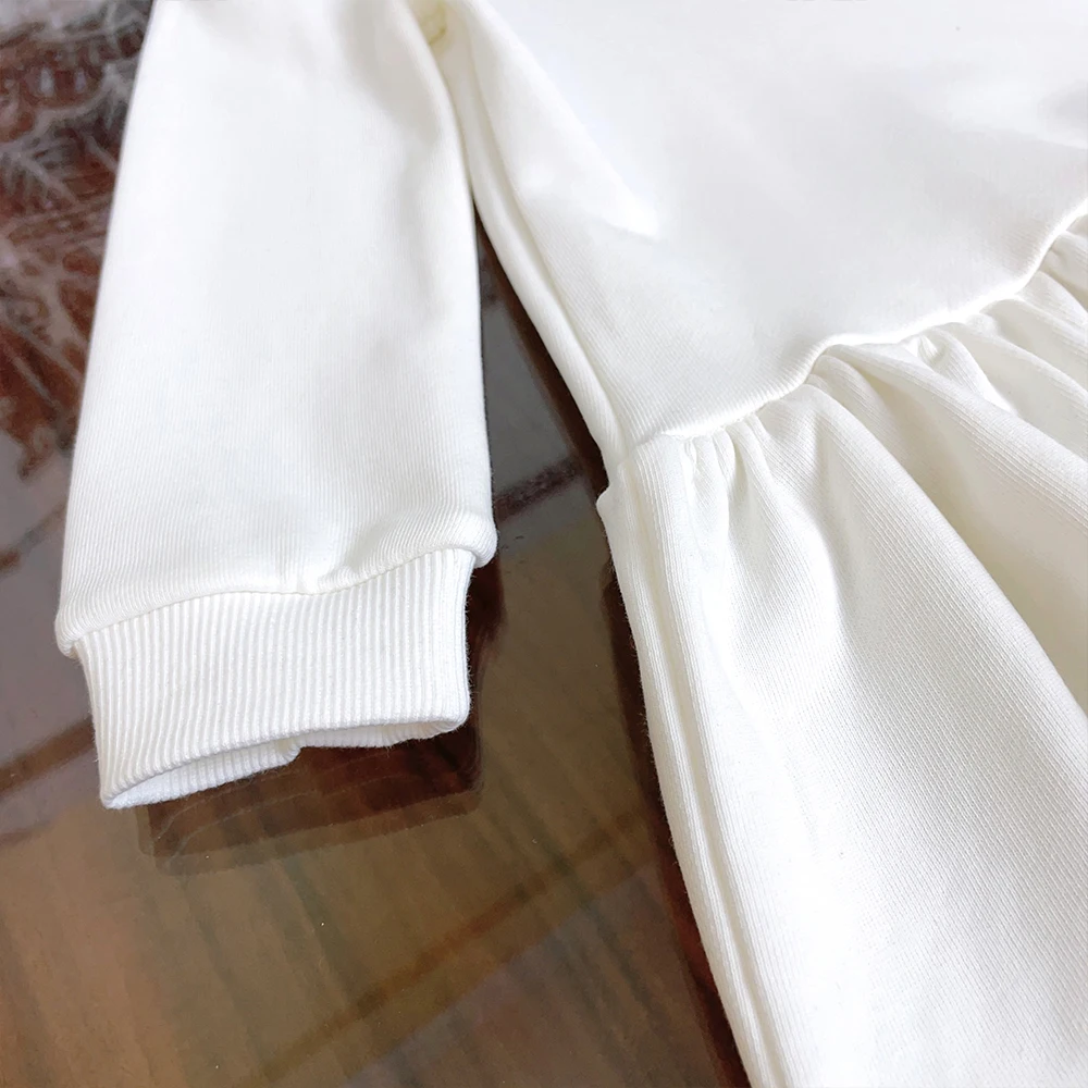 Дизайнерская детская одежда осенняя Новинка милое платье с круглым вырезом и