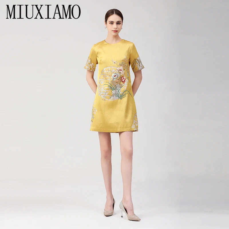MIUXIMAO 2022 High Quality Spring&Summer Casual Dress Short Sleeve O-Neck Embroidery Diamonds Fashion Mini Dress Women Vestides
