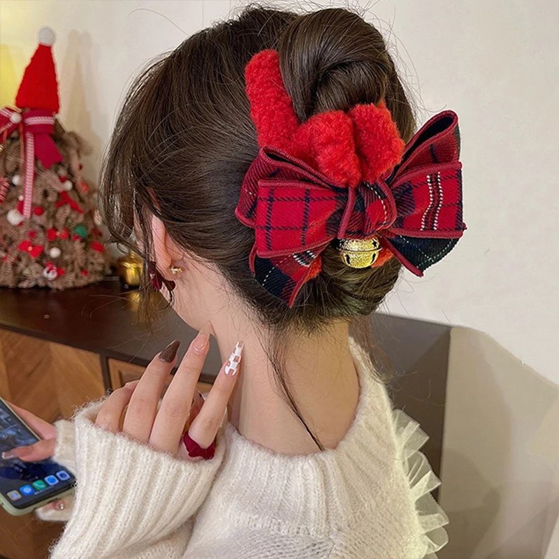 

Christmas Bell Bow Plush Grip Clip Plaid Big Bowknot Faux Fur Hair Clip Winter Fluffy Ponytail Clip Holiday Headwear Xmas Gifts