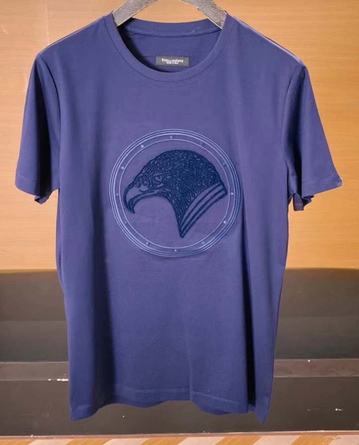 

Мужская футболка с коротким рукавом, круглым вырезом и принтом