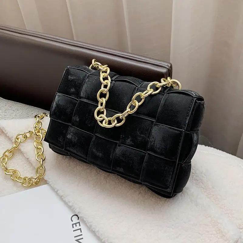 

European and American Fashion Women's Bags 2022 New Trend Metal Thick Chain Woven Matte Hand Pillow Bag Texture Messenger Bag