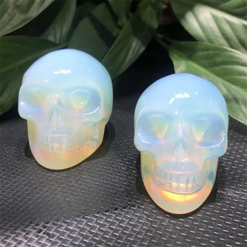 

2inch White Opalite Skull Mineral Gems Ghost Head Reiki Healing Gift Craft Feng Shui Home Decoration For Halloween Gifts 1pcs