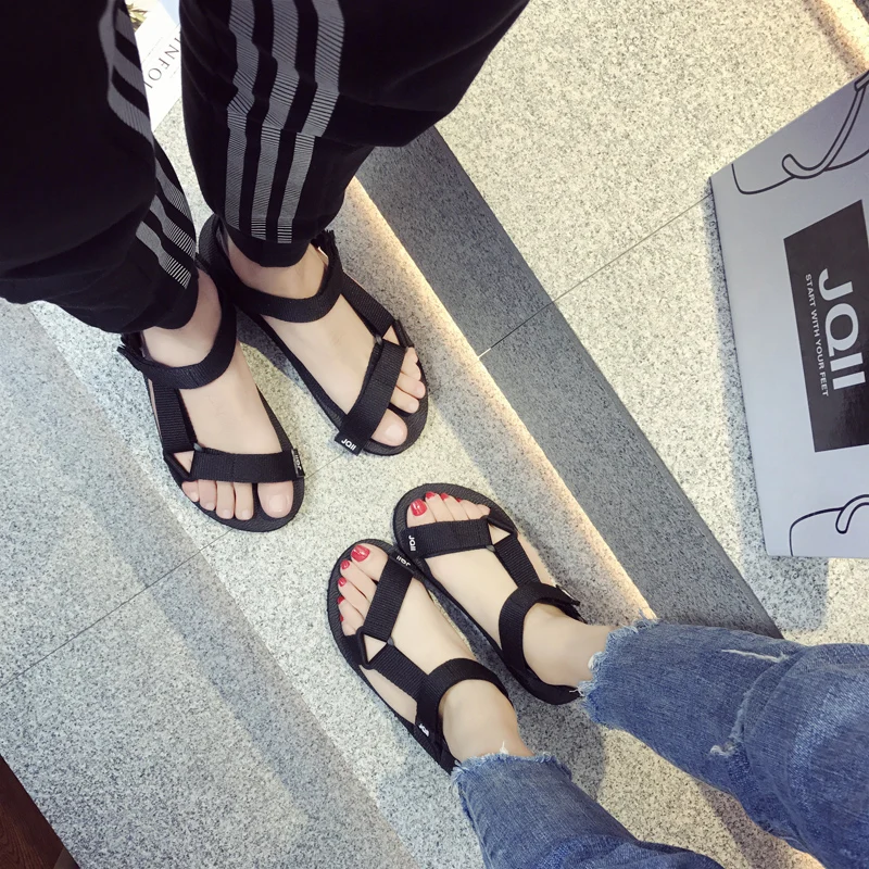 

Vietnam Sandals Female Men's Summer Flat Student Couple Outdoor Non-Slip Slippers Female Seaside Beach shoes 2800