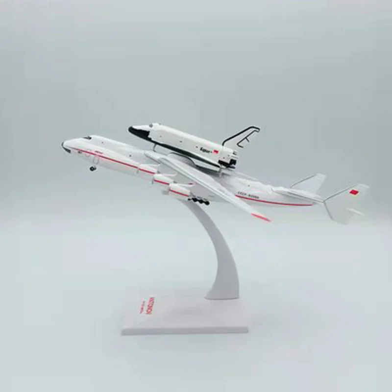 AN225 Blizzard Space Shuttle Finished Ornament Large Transport Aircraft Antonov 225