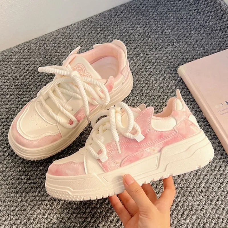 Новинка 2024 милая повседневная женская обувь на плоской подошве для студенток