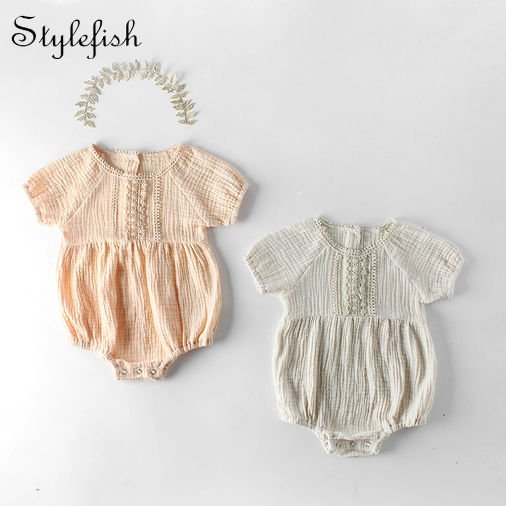 

Ins summer new baby and children's one-piece dress baby girl triangle romper climbing suit short sleeve lace lace cotton