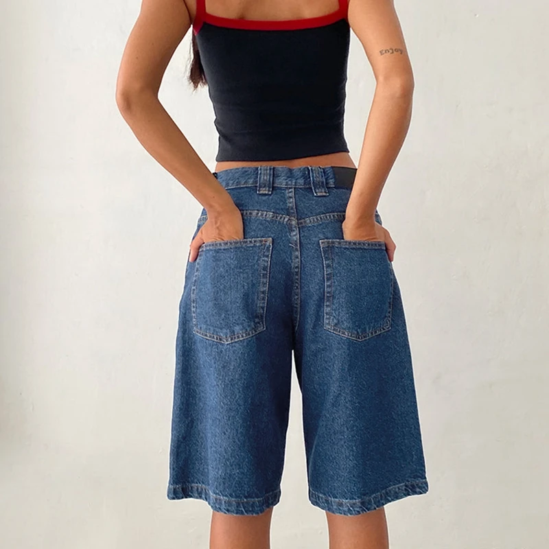 Женские джинсовые шорты с низкой талией и широкими штанинами свободного кроя