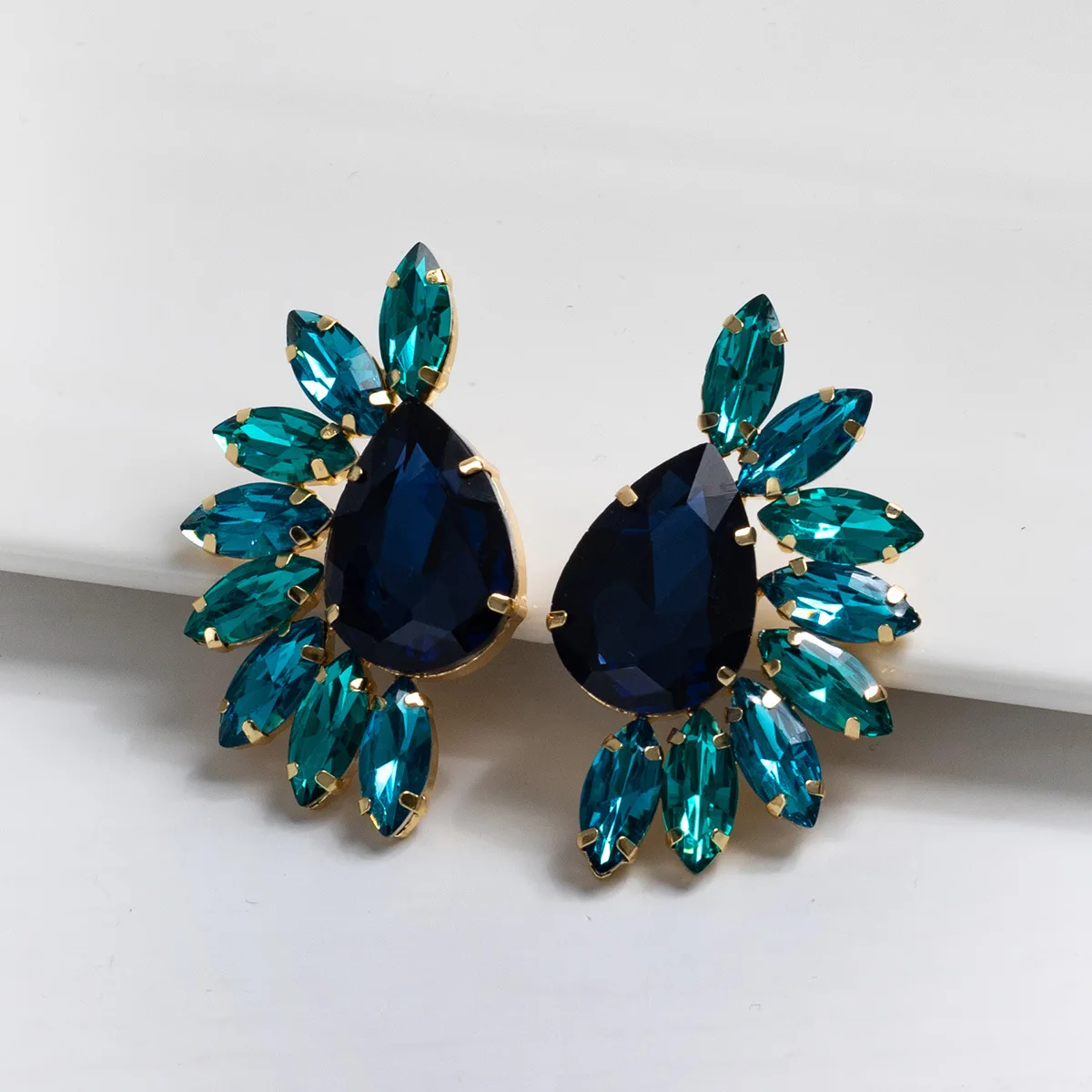 

Exaggerated Big Deep Blue Rose Wing Shaped Stud Earrings for Women Girls Party Jewelry Wholesale