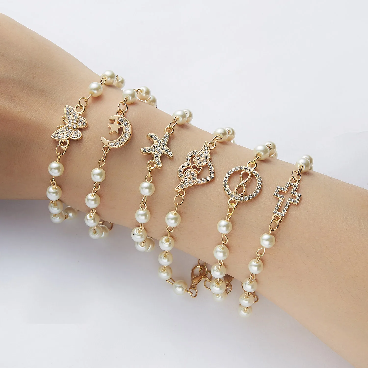 

Korean Fashion Zircon Crystal Butterfly Bracelet For Women Angel Wings Moon Stars Imitation Pearl Bracelets Charm Jewelry Gifts