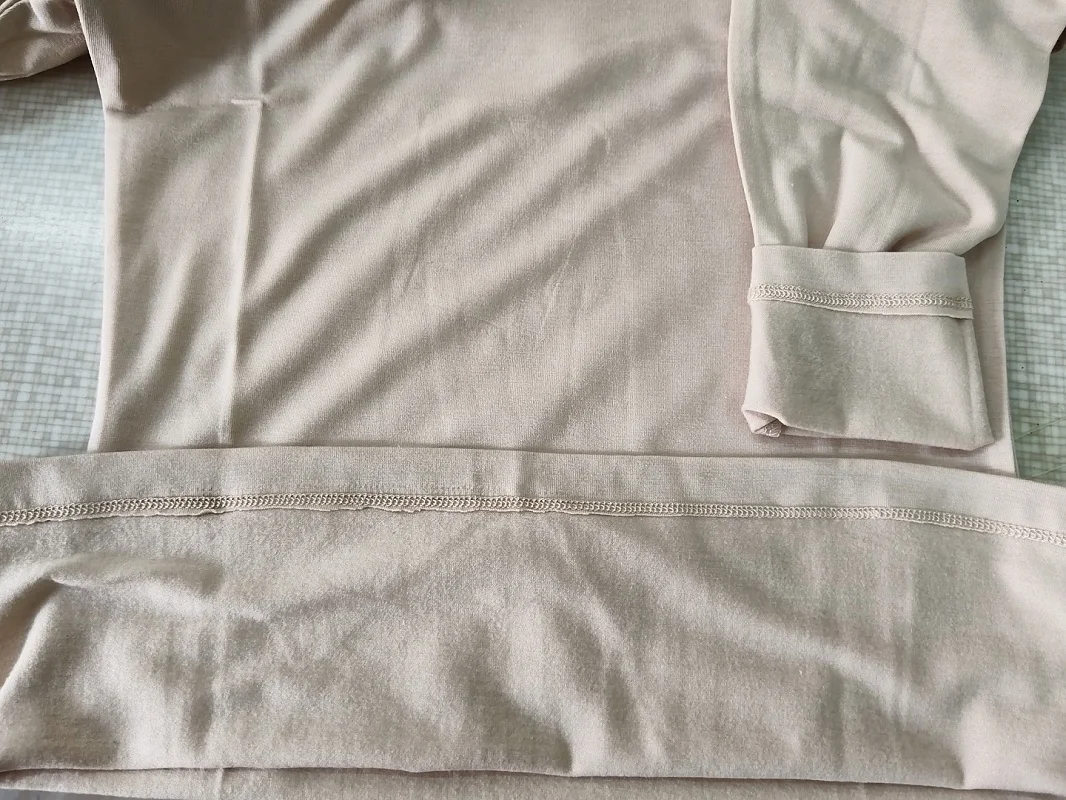 Теплое женское термобелье heatultra с длинным рукавом и глубоким вырезом Женская