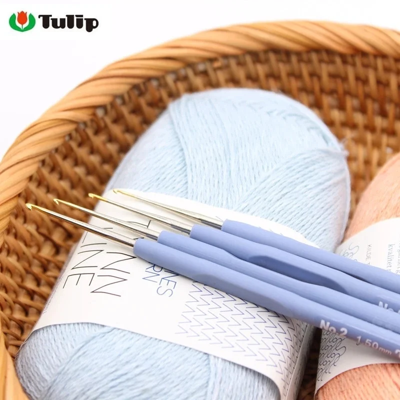 

1Pcs Tulip Crochet Hook Hiroshima T13 lace lavender Knitting Neddles cashmere fine line doll Crochet Tools imported from Japan