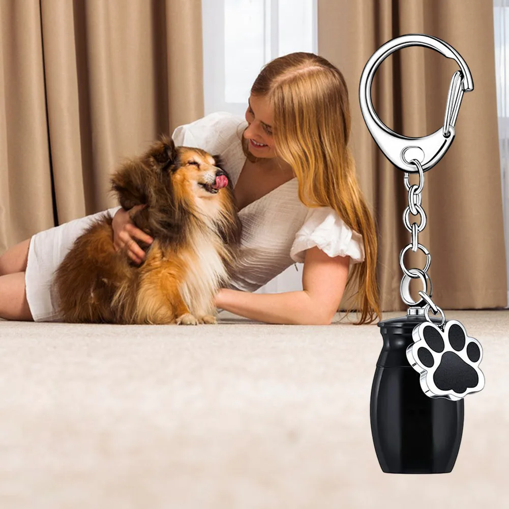 

Zinc Alloy Urn Jar Keyrings Personalized Pet Ashes Keepsake Pendat Birthday Gift