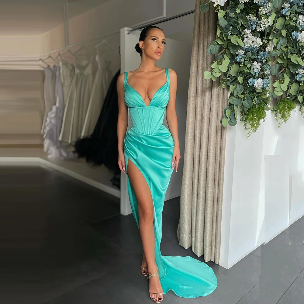 

Simple Plunging Neckline Side Slit Bridesmaid Dresses Spaghetti Straps Robe Demoiselle d'Honneur Mermaid Wedding Guest Gown