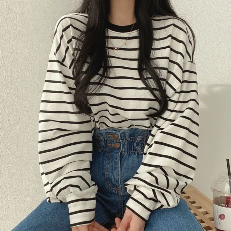 

Women T Shirt Women Fall Striped Casual O Neck Long Sleeve White Tees Korean Loose Pullover Female Tops 2022 New