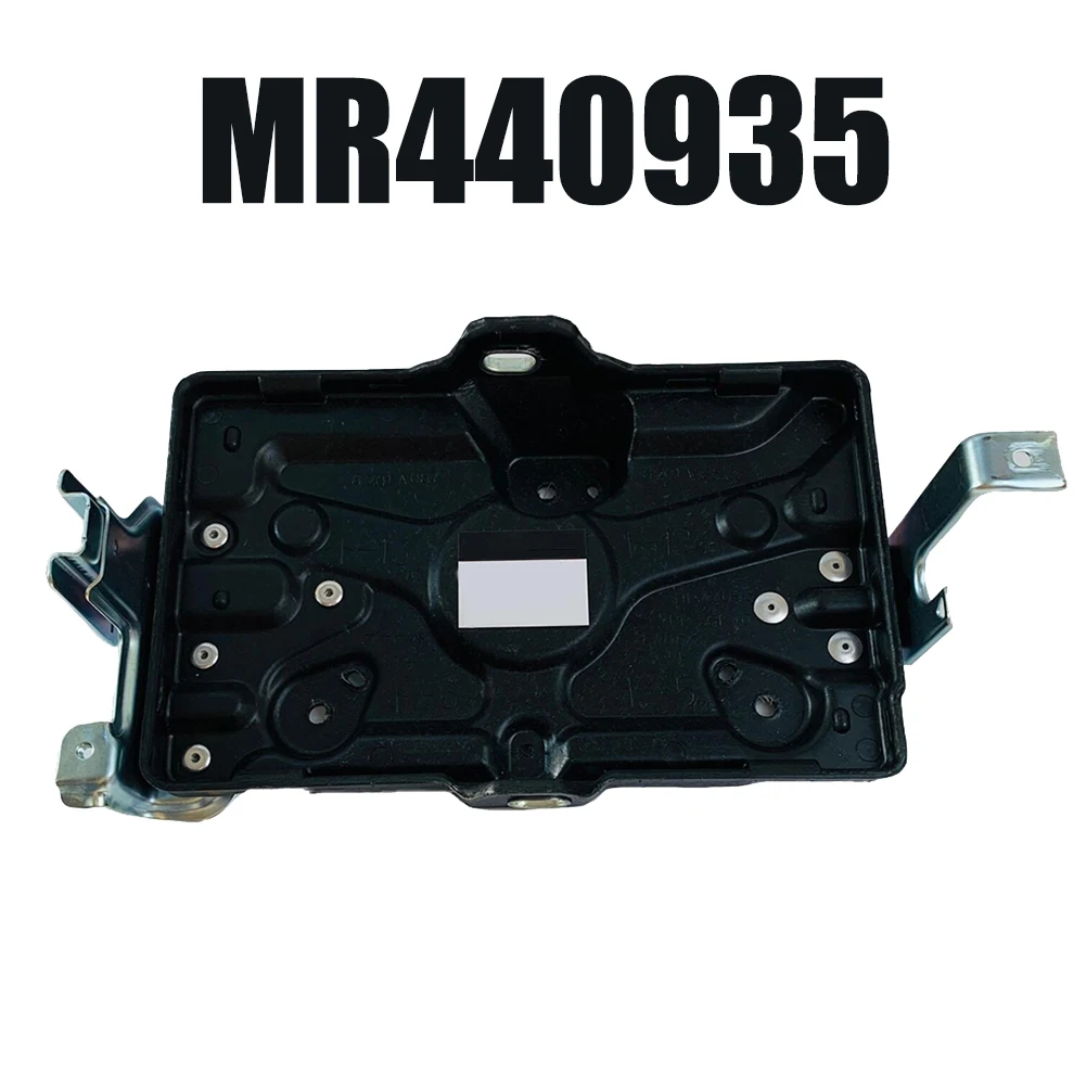 

Лоток аккумулятора для Mitsubishi Pajero Montero IV V73 V75 V78 V93 V97 V98, простая установка, обеспечивает правильное размещение батареи