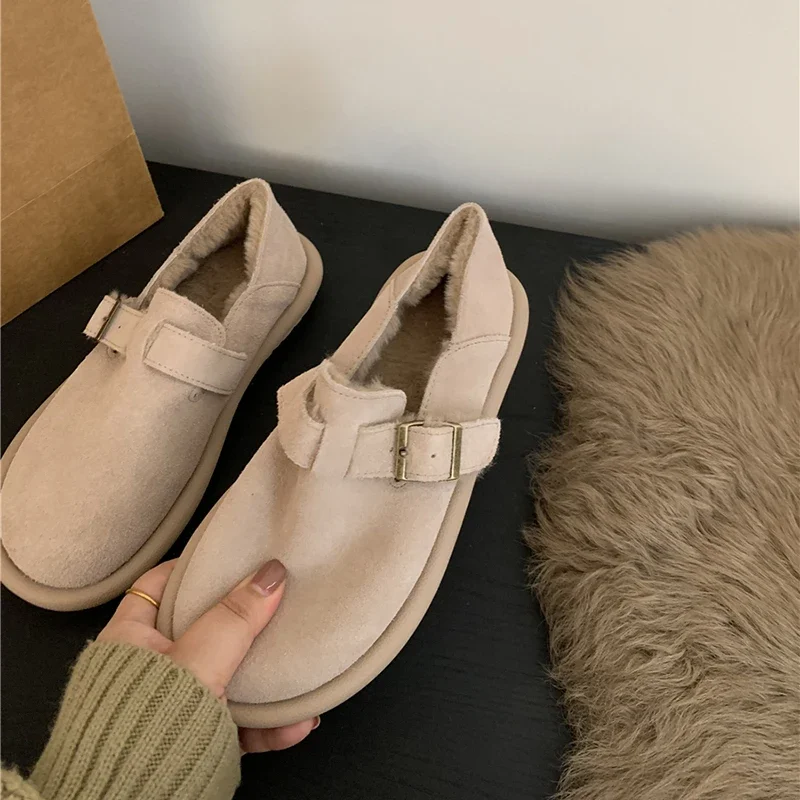 Женские теплые туфли на меху Винтажная обувь плоской подошве удобная мягкая