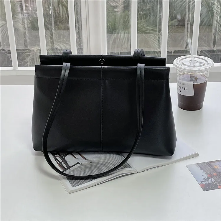 

Women's Bag New 2023 Designer Fashion Simple One Shoulder Slant Span Soft Surface Large Capacity Tote Bag Women Sac