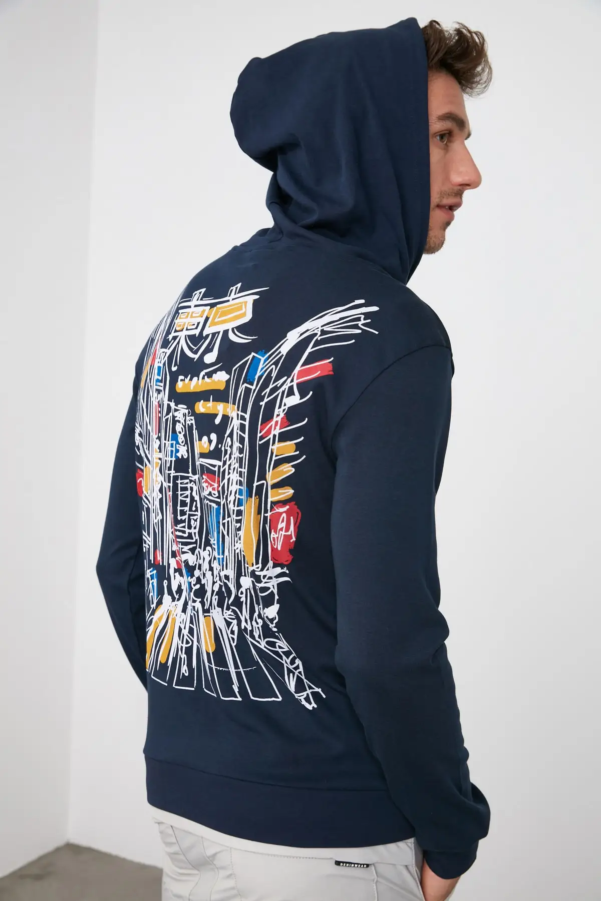 

Trendyol Men 'S Long-Sleeved Hooded T-Shirt TMNAW21TS0144