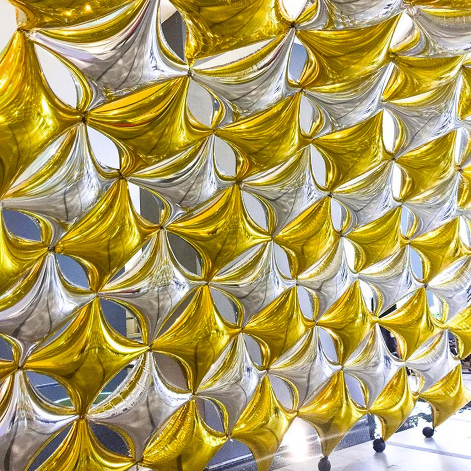 

Фольгированные шары звезды золотые/серебряные 10 дюймов