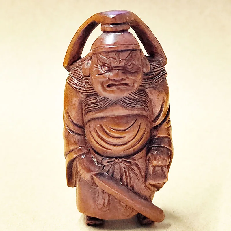 

Статуэтка из самшита Чжун Куй