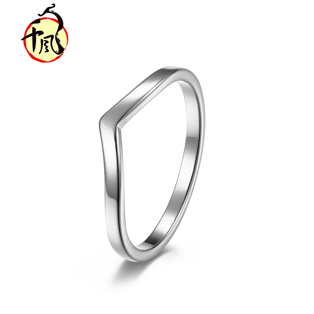 Женское кольцо из титановой стали в форме сердца |