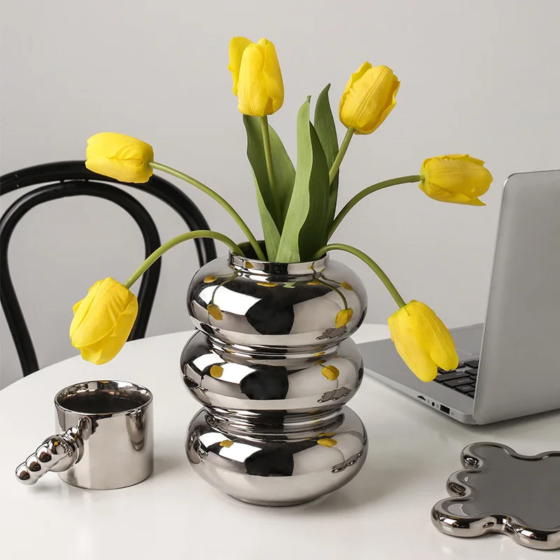 

Nordic Luxury Silver Vase Mirror Ceramic Flower Vase Modern Stand for Flowers Vases Living Room Wedding Table Decoration Gift