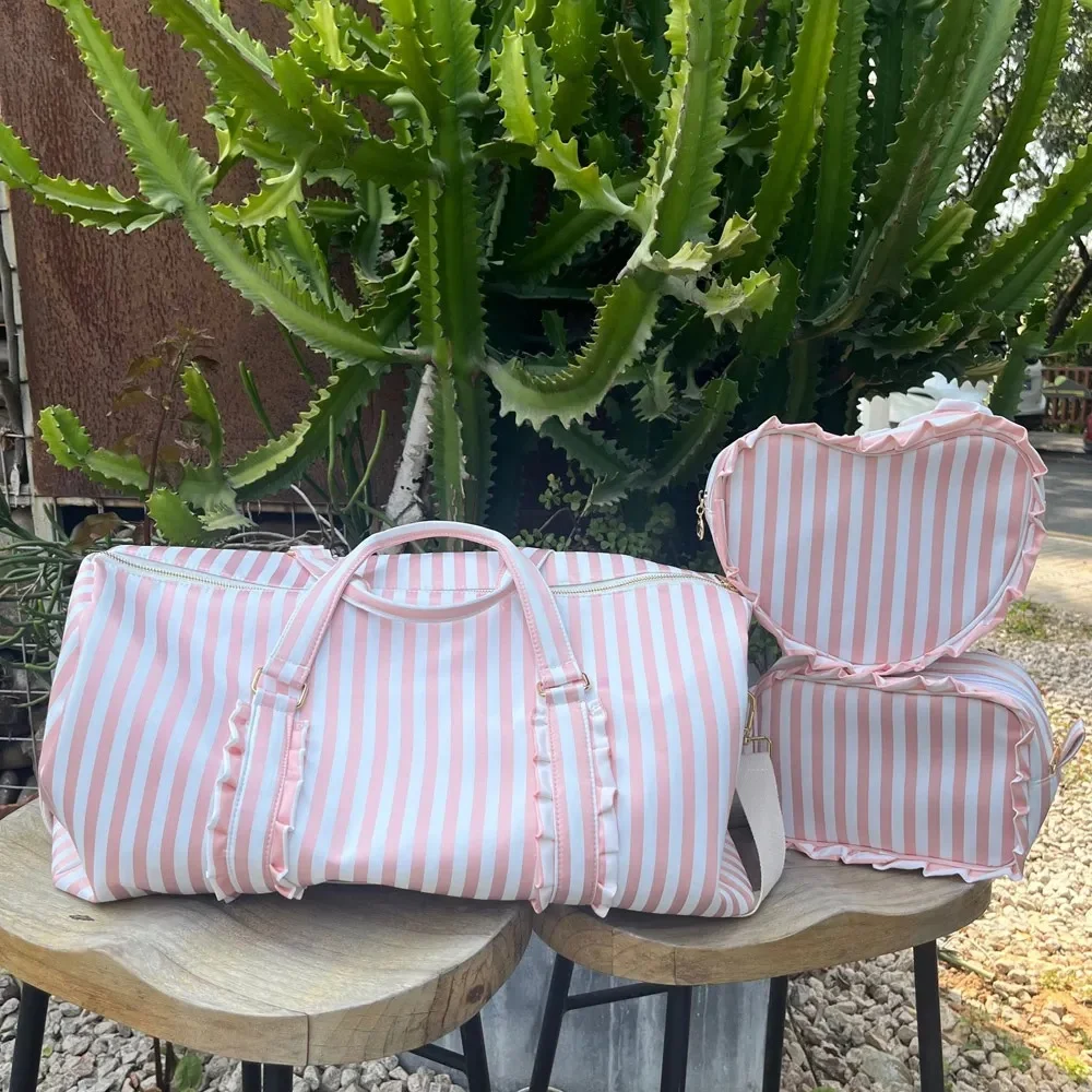 Fashion Simple Nylon Duffle Bags Women Letter Patches Stripe Overnight Bag Ladies Large Capacity Weekender Luggage Travel Bag