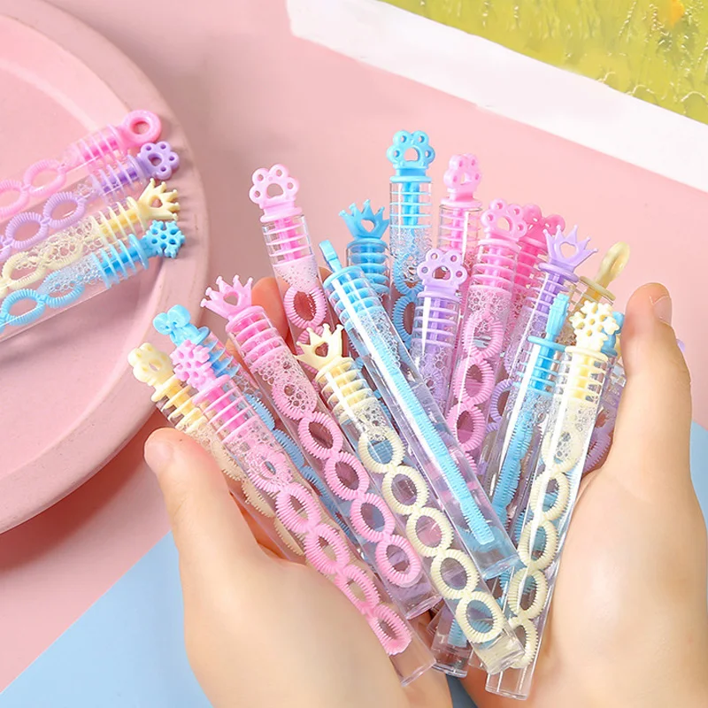 

10 шт. мини-Пузырчатая палочка маленькая пузырчатая игрушка палочки для пускания пузырей разных цветов, детские летние игрушки для игры в бассейн