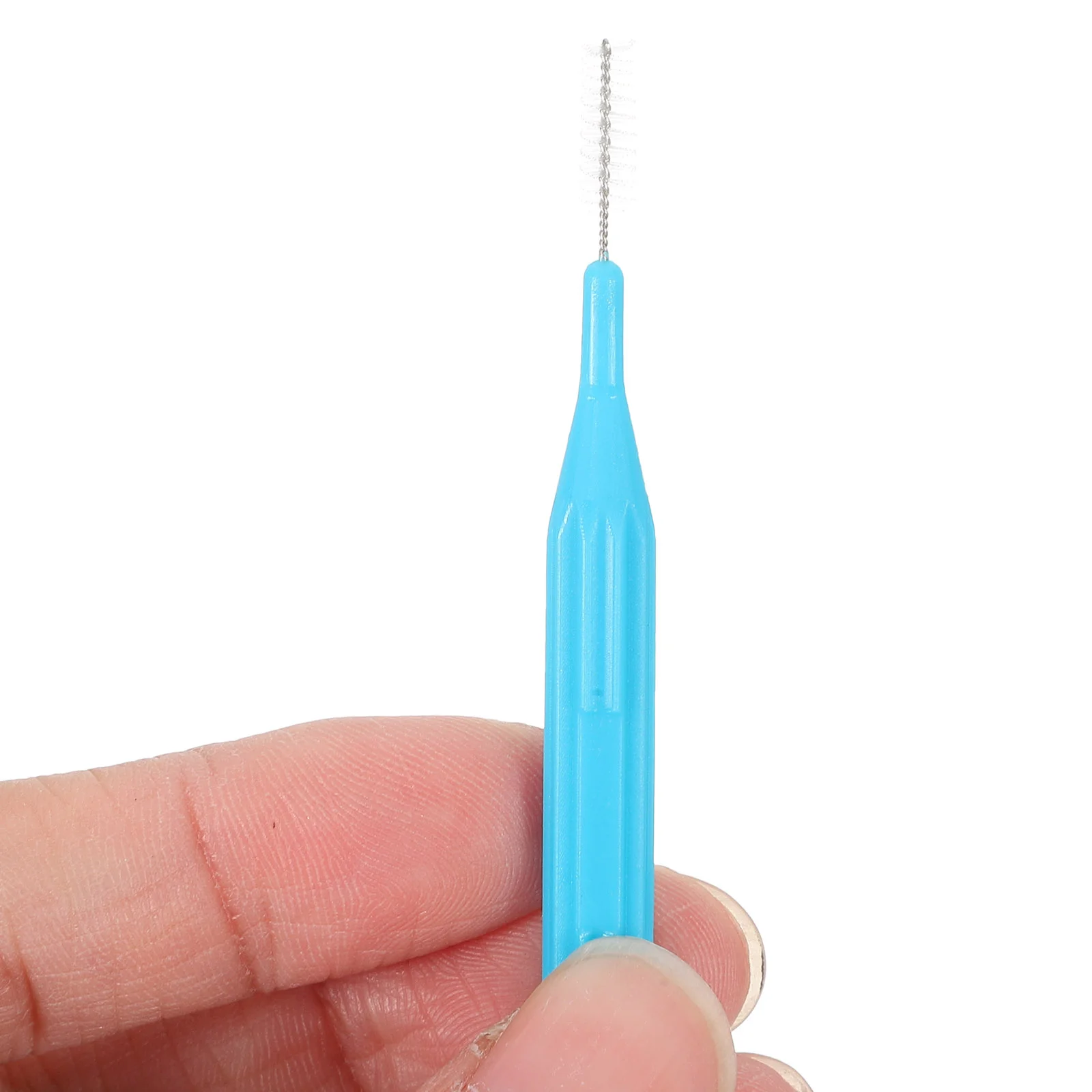 Рисунок 6 - межзубные щетки, чистящие щетки,