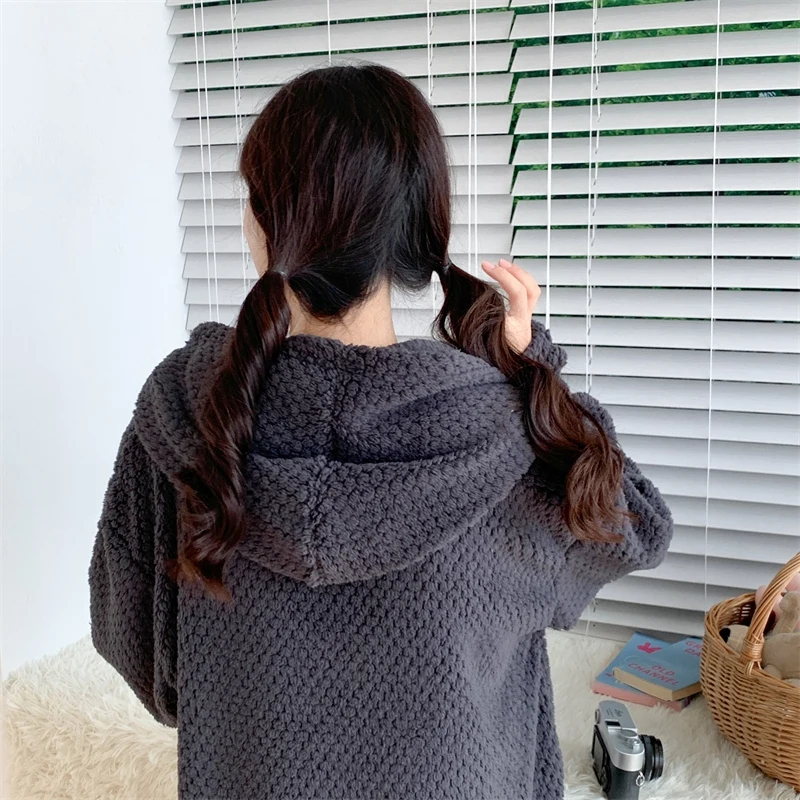 Плюс размер с длинным рукавом и капюшоном толстые теплые фланелевые ночные