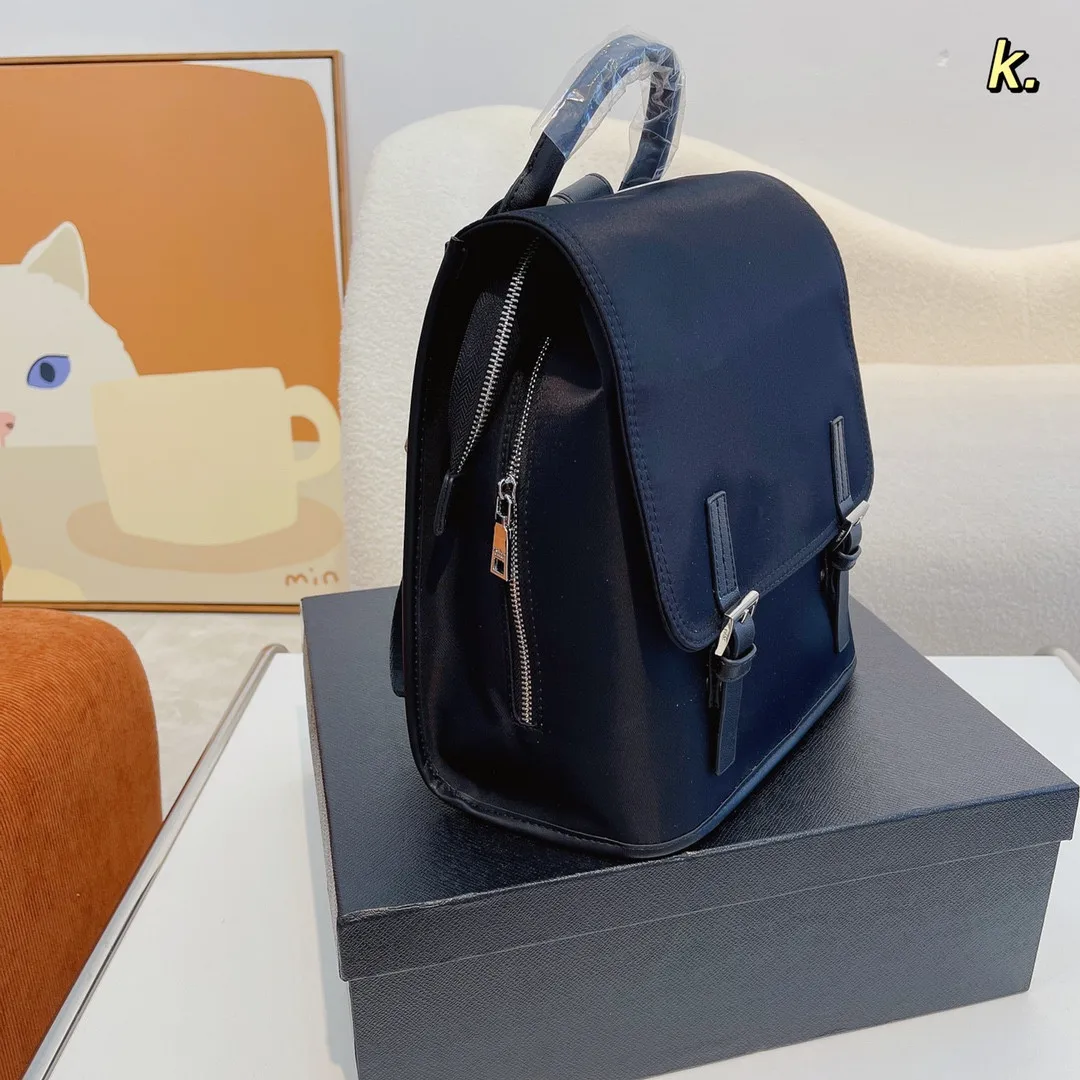 Popular seasonal high-quality men's and women's Canvas Backpack high-quality fabric original hardware