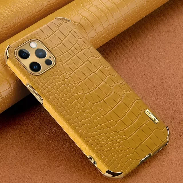 Crocodile Leather Metal Case  Galaxy S20 S21 Plus Ultra A41 A51 A71 A12 A21 Mobile Phone Cover Shell Women Men