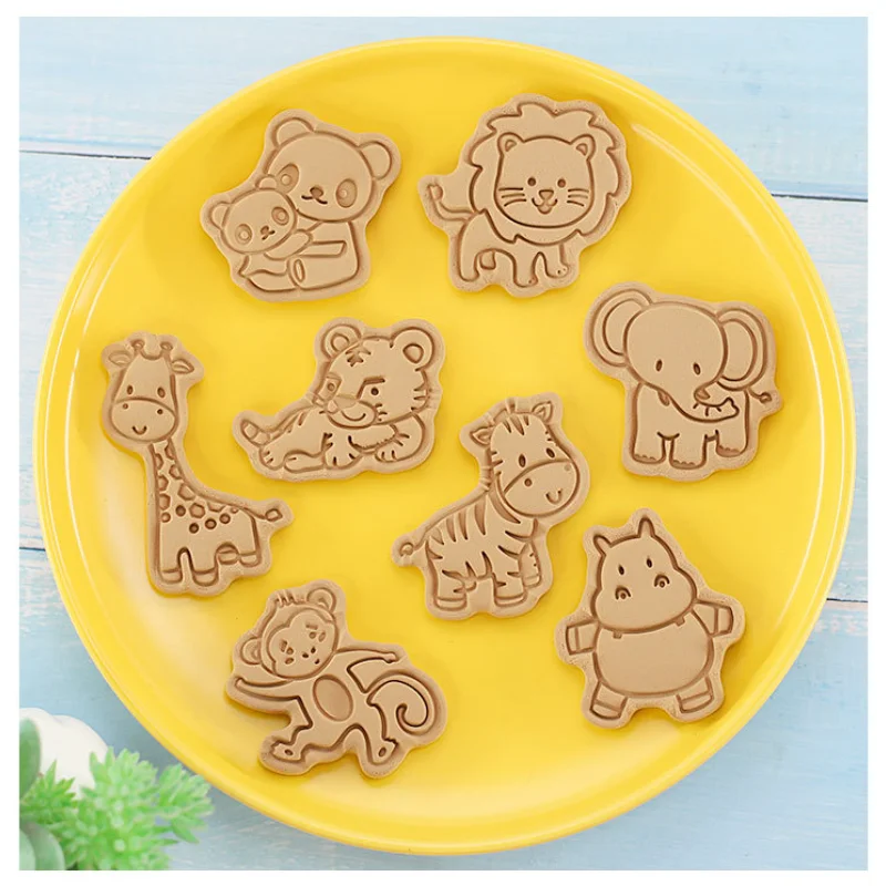 

New 8pcs Cake Tools Animal Cookie Cutter Set Christmas Cutters Biscuit Stamp Fondant Mould Baking Sugarcraft Mold