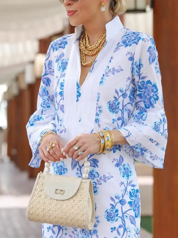 Женское летнее платье с цветочным принтом V-образным вырезом и расклешенными