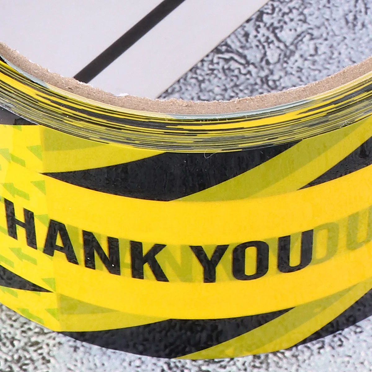 Рисунок 6 - 1 рулон, безопасная самоклеящаяся лента для стен