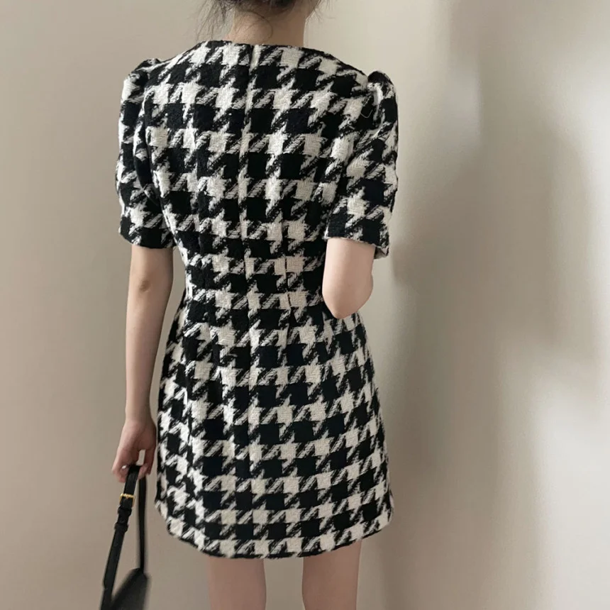 Женское платье с круглым вырезом коротким рукавом | Женская одежда