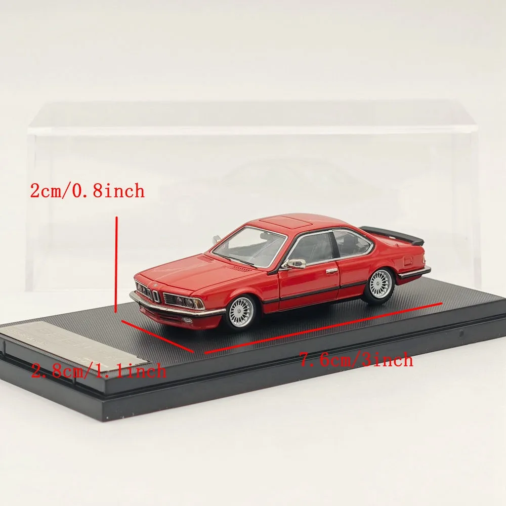 Коллекционная сувенирная модель автомобиля из сплава под давлением в масштабе