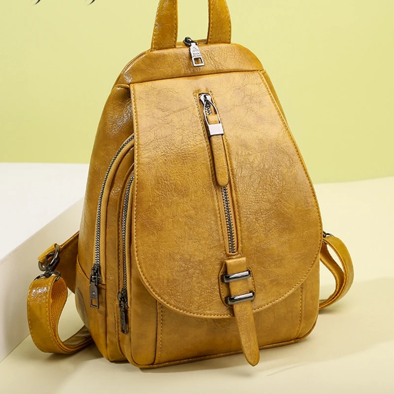 

2021 New Women Backpack High Quality Oil Wax Leather Backpack Chest Bag Fashion Travel Backpack Daily Bag Backbag
