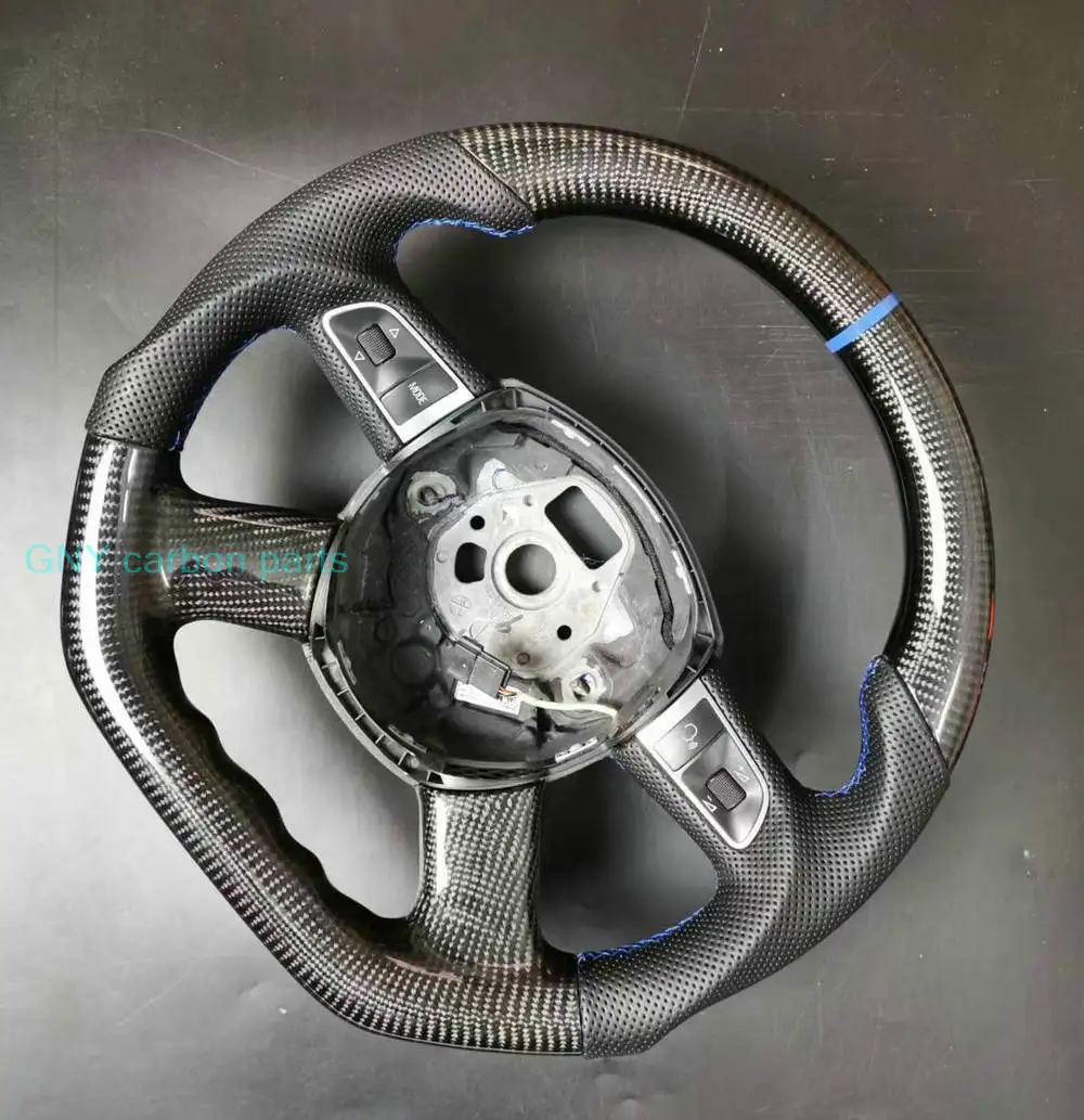 Фото 4-спицевый руль из карбона для Audi A3, A4, A4L, A5, A6L, A7, Q5, Q7 2004-2011 гг. №3