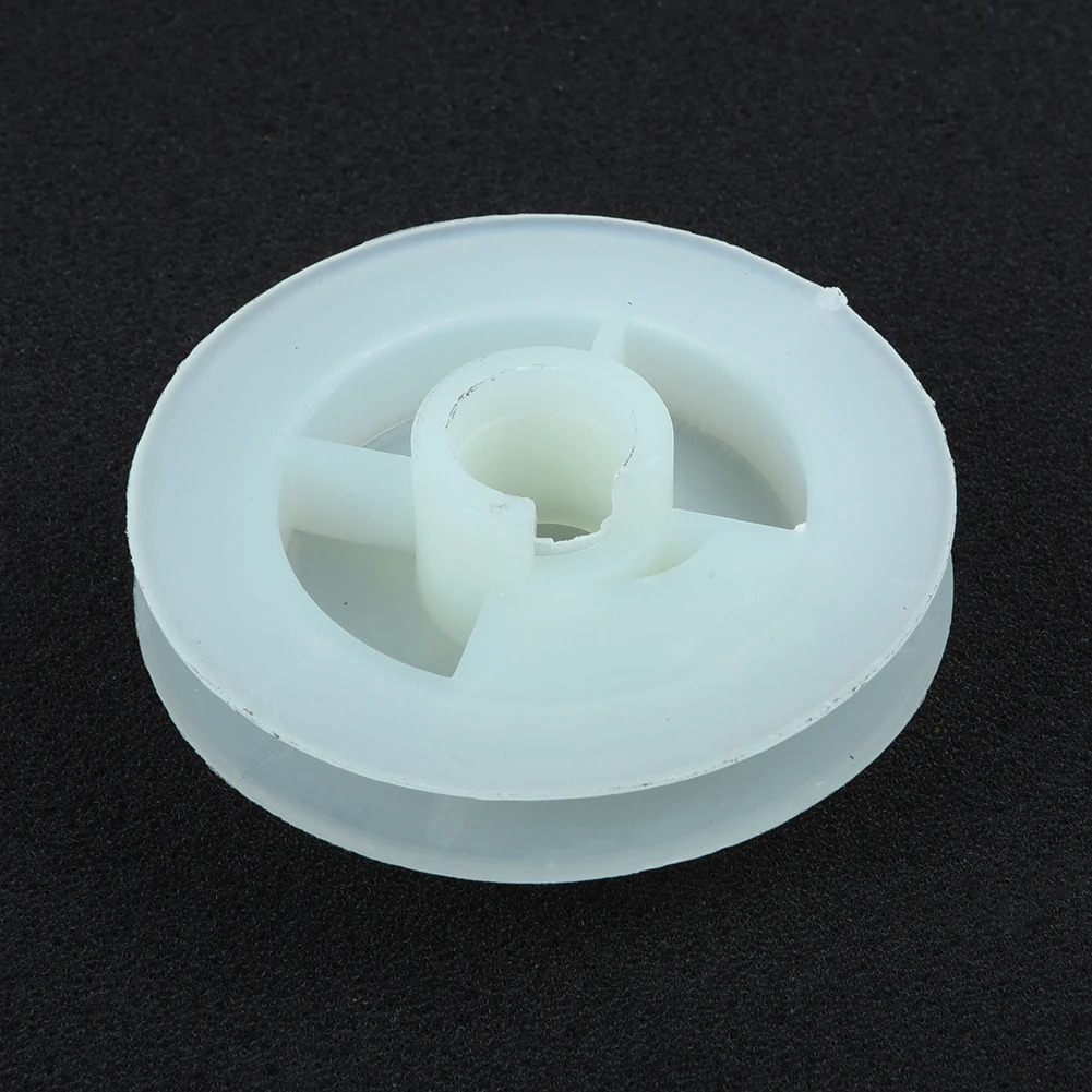 

Recoil Starter Pulley Recoil Starter Start Pull Pulley For Chinese 4500 5200 5800 Chainsaw Outdoor Power Tools Chainsaw Parts