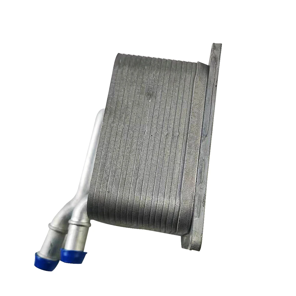 079117015 B Масляный радиатор для Audui A8 S8 2003-2010